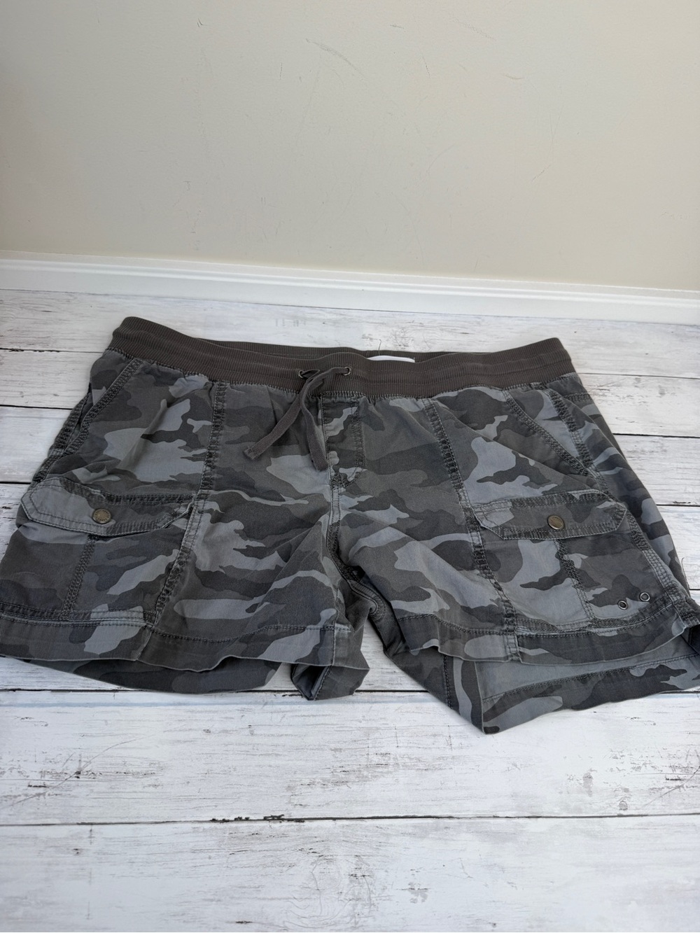 Sonoma Gray Camo Cargo Shorts with Drawstring Waist